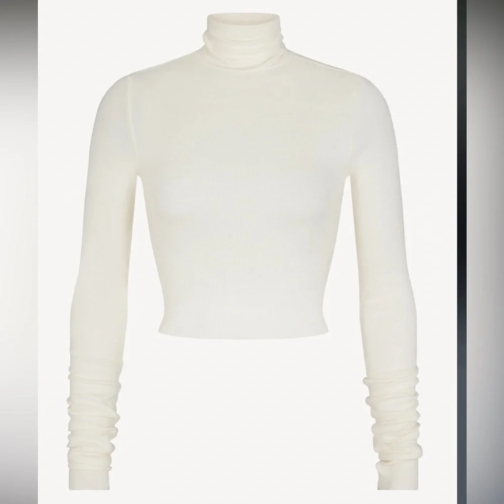 Eterne Cream Turtleneck Sweater - Picture 2 of 5